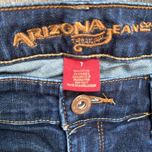 Arizona Jean Shorts - Picture 3 of 3